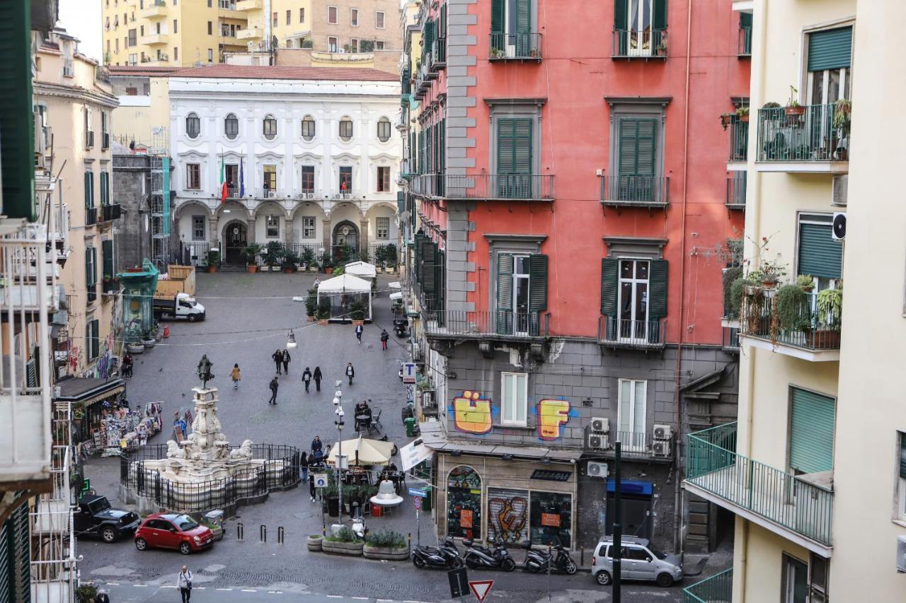 Modern Apartment At Piazza Del Gesu' By Wonderful Italy Napoli Dış mekan fotoğraf
