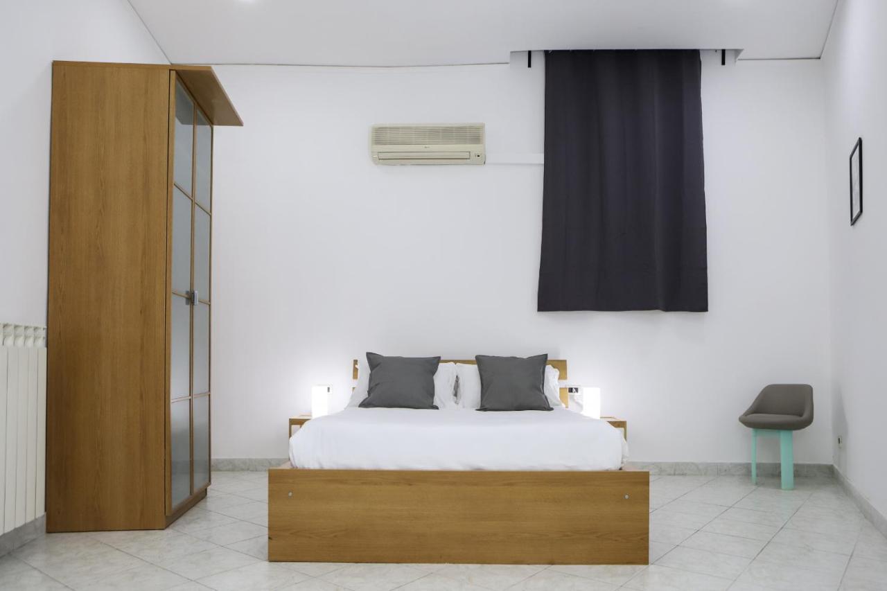 Modern Apartment At Piazza Del Gesu' By Wonderful Italy Napoli Dış mekan fotoğraf